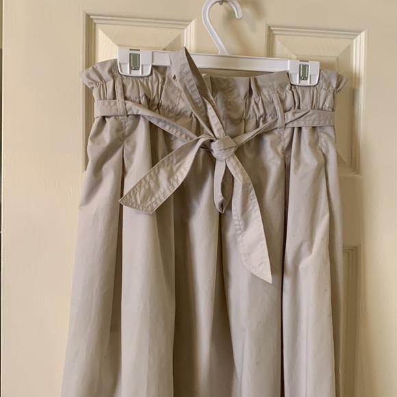 Beige midi skirt size 6 - Picture 2 of 4